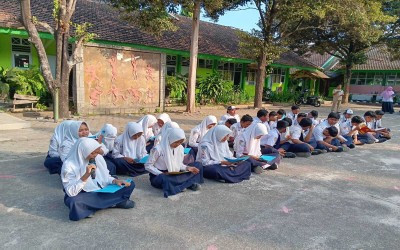 Proyek Penguatan Profil Pelajar Pancasila (P5) Membentuk Karakter Religius dengan Membangun Kedekatan kepada Allah Melalui Pembacaan Asmaul Husna dan Juz Amma
